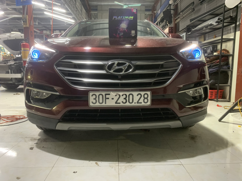 Độ đèn nâng cấp ánh sáng xe Hyundai Santafe ngày 10/3/22 - Bi laser