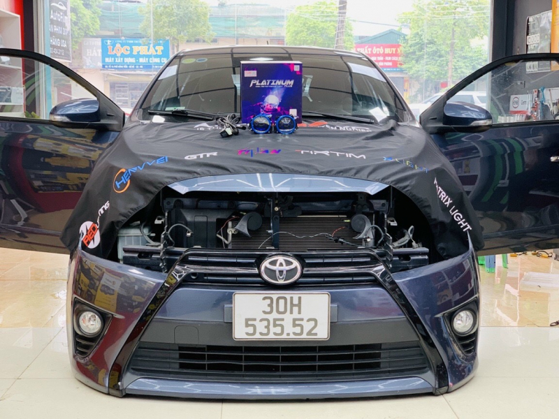Độ đèn nâng cấp ánh sáng Bi Laser Titan Platinum Plus (9+3) cho xe Toyota Yaris ngày 13/4/2022