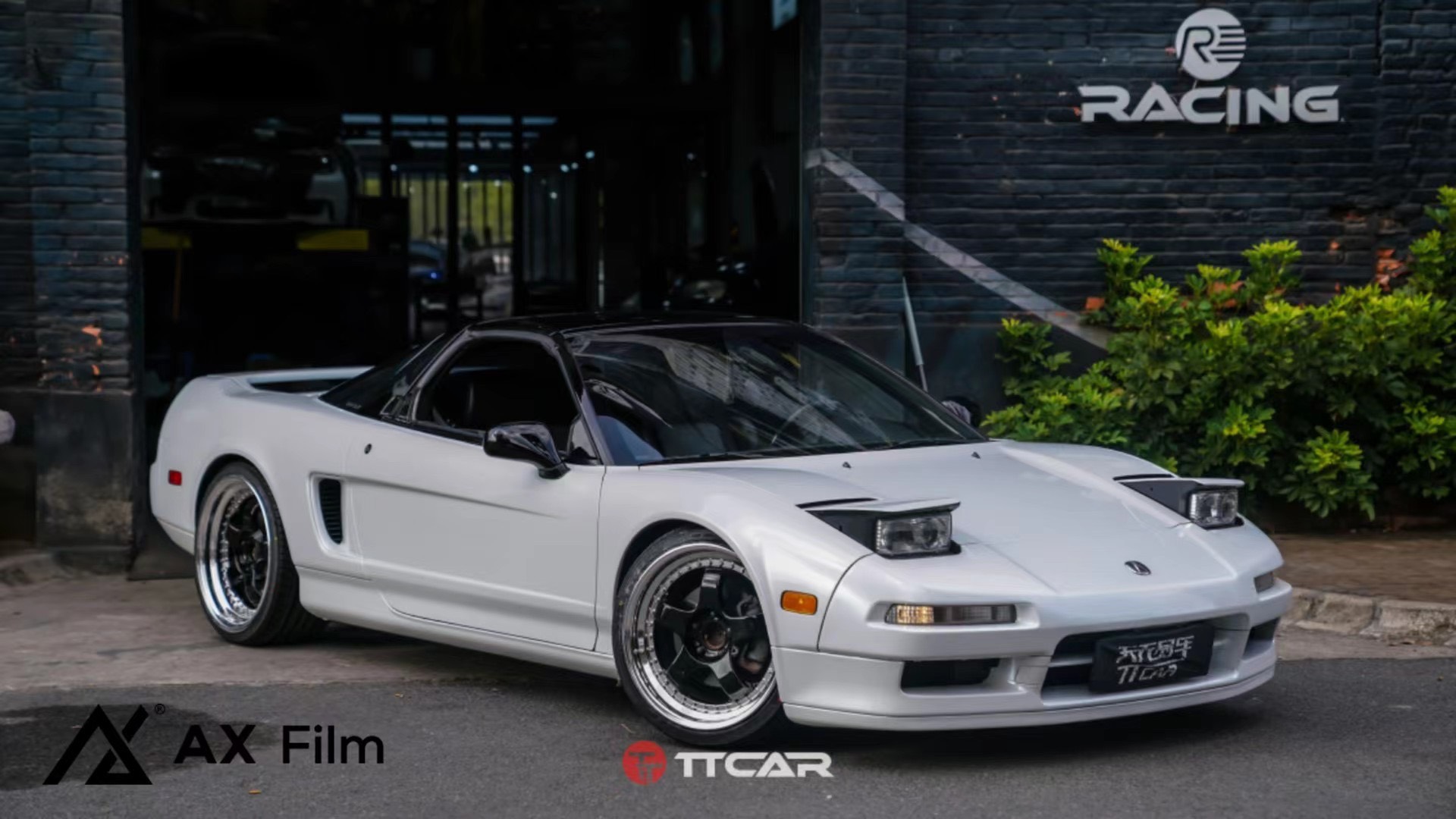 AX WRAP FILM Acura NSX - TRẮNG ÁNH KIM