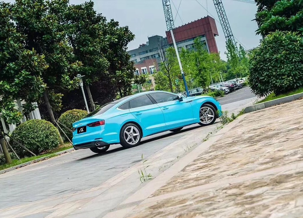 AX WRAP FILM GLOSS LIGHT SKY BLUE –XANH BẦU TRỜI BÓNG NHẸ AUDI